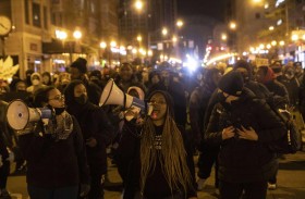 شرطة أوهايو تقتل فتاة سوداء هددت آخرين بسكين 