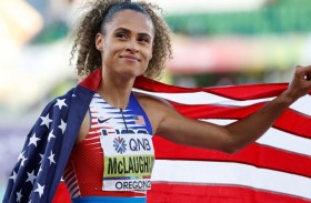 ماكلافلين-ليفرون تحقق أسرع توقيت في سباق 400 متر