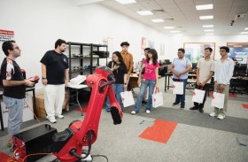 كلية التربية في جامعة الإمارات تنظم النسخة الثالثة من المخيم الصيفي 2026 لطلبة المدارس