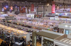 سلطان القاسمي يوجه بإعفاء دور النشر في فلسطين ولبنان والسودان من رسوم المشاركة في الشارقة الدولي للكتاب