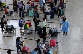 هونغ كونغ تخفض مدة الحجر الصحي للوافدين