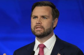 فانس يكشف حقيقة «صراخه على زوجته»