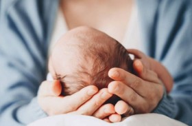 تلتقط سيلفي أثناء الولادة ثم تخبىء مولودها حتى الموت