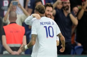 ميسي ونيمار ينقذان سان جرمان من فخ تروا 