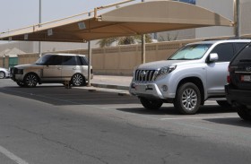بلدية أبوظبي توعي ملاك العقارات باشتراطات مظلات مواقف السيارات خارج حدود القسائم السكنية