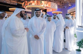سلطان بن أحمد القاسمي يطلع على الفعاليات المصاحبة والأجنحة المشاركة في المنتدى الدولي للاتصال الحكومي