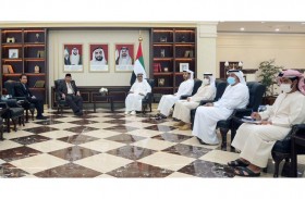 السفير الإندونيسي يستعرض الفرص الاستثمارية مع صندوق أبوظبي للتنمية