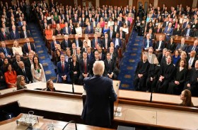 هل يغيّر مشروع ديمقراطي يحظى بدعم جمهوري معادلة حرب إيران؟