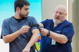 ‎»‎شخبوط الطبية» تحول التوعية الصحية لمهارات عملية في مهرجان الشيخ زايد الصيفي