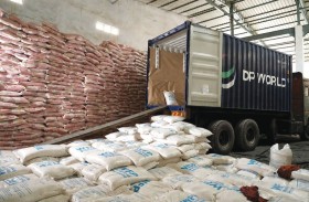 موانئ دبي العالمية وبرنامج الأغذية العالمي ينقلان 5,000 طن من الأرز دعما لغير القادرين بأفريقيا