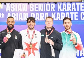 رضا مسعودي لاعب منتخب الإمارات يحرز فضية آسيا للكاراتيه