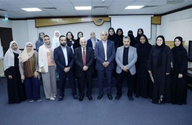 مركز جمعة الماجد يخرج 30 مشاركاً في دورة المكتبات والمعلومات