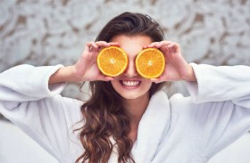فيتامينا C وE.. في ميزان صحة البشرة ودعم المناعة