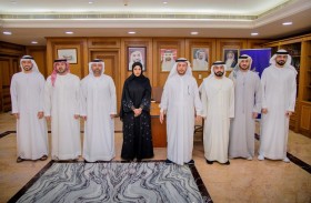 اتفاقية تعاون بين غرفة عجمان وشبكة رؤية الإمارات الإعلامية