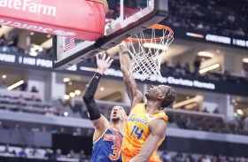 هورنتس يفوز على نيكس ويقترب من الأدوار الإقصائية 