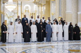 منصور بن زايد يطلع على الخطط الإستراتيجية لتنظيم النسخة الثانية من «المؤتمر والمعرض الزراعي الإماراتي 2026»