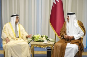 منصور بن زايد يبحث مع أمير قطر العلاقات الأخوية وعدداً من القضايا الإقليمية والدولية 