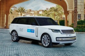 أسطول من السيارات الفاخرة لنقل كبار المشاركين في القمة العالمية للحكومات