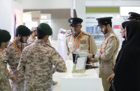 منصة شرطة دبي تشهد إقبالاً كبيراً في معرض توظيف مجنّدي الخدمة الوطنية 