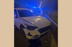 شرطة دبي تنقذ سائقًا تعطّل مثبت السرعة في مركبته على شارع الشيخ محمد بن زايد