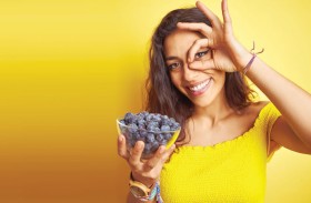 التوت الأزرق يدعم توازن السكر ويعيد تشكيل بكتيريا الأمعاء