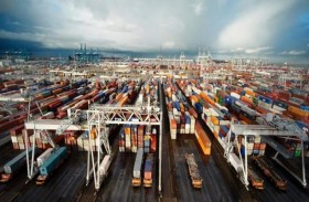 ميناء روتردام الأكبر في أوروبا «يغرق بالكوكايين»