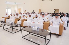 مجلس ضاحية الرحمانية يكرم 30 خريجا من متفوقي الثانوية العامة 