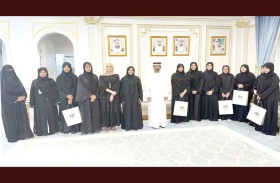 مركز سالم بن حم الثقافي يحتفي بيوم المرأة الإماراتية