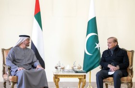 رئيس الدولة يصل إلى باكستان ويبحث مع شهباز شريف العلاقات التاريخية بين البلدين وعدداً من القضايا الإقليمية والدولية 