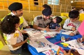 شرطة أبوظبي تحتفل بيوم الطفل الإماراتي