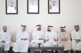 سيف بن زايد يقدم واجب العزاء في وفاة الشهيد محمد أزنيبلة