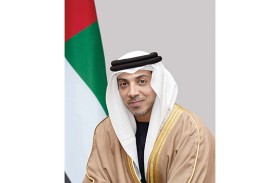 منصور بن زايد يؤكد على ضرورة وقف التصعيد وتغليب صوت الحكمة والحوار السلمي 