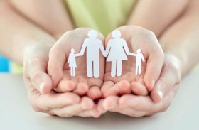 «التأبّي».. لماذا يشعر بعض الأبناء بأنهم مدينون لعائلاتهم؟