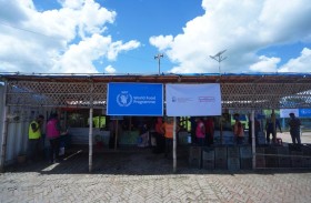 مليار وجبة توزع 5.4 مليون وجبة في مخيمات اللاجئين في بنجلاديش