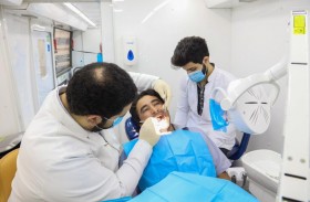 عيادة جامعة عجمان المتنقلة لطب الأسنان تقدم خدماتها لـ 257 مراجعاً