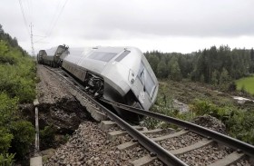 3 جرحى إثر خروج قطار عن مساره بسبب الأمطار الغزيرة في السويد