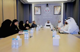 لجنة الهياكل التنظيمية تبحث التطوير لمؤسسة سلامة الطفل