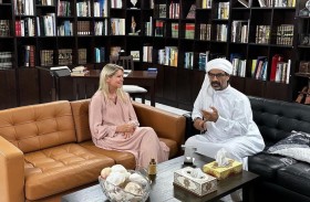 مركز حمدان بن محمد لإحياء التراث يشارك في معرض «عالم واحد عائلة واحدة»