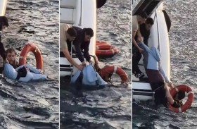 فيديو يوثق سقوط سيدة في مضيق البوسفور