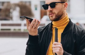 تطبيق يساعد المكفوفين على الرؤية