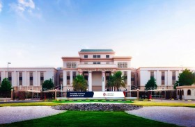 جامعة أبوظبي تستعرض برامجها الأكاديمية المتنوعة 