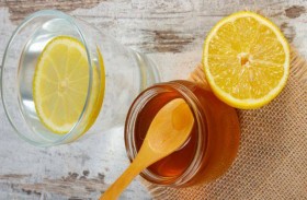 فوائد العسل والليمون على معدة خاوية