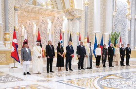 رئيس الدولة يتسلم أوراق اعتماد سفراء عدد من الدول الشقيقة والصديقة