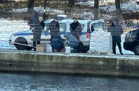 تقطع رأس طفلها المعاق وتلقيه في بحيرة 