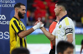 نصر رونالدو المعتكف يزاحم هلال بنزيمة المتألق