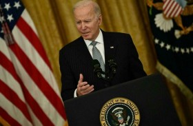 بايدن يهاجم في نيويورك بشدة العنف المسلح 