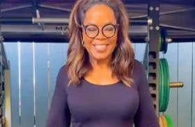 أوبرا وينفري تتألق في تمارين الأثقال