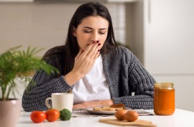 7 أسباب محتملة للشعور بالغثيان بعد الأكل وكيفية منع هذه الحالة