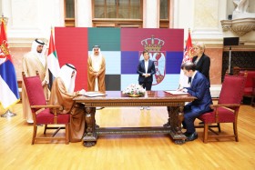 صقر غباش ورئيسة الجمعية الوطنية الصربية يبحثان تعزيز التعاون البرلماني ويشهدان توقيع مذكرة تفاهم