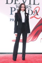 المغنية والممثلة الأمريكية صوفيا كارسون لدى حضورها العرض العالمي الأول لفيلم «الشيطان يرتدي برادا 2» في نيويورك.ا ف ب 